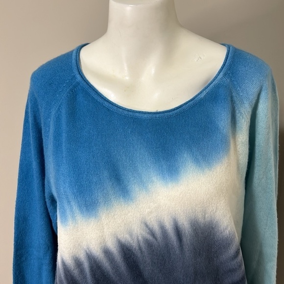 WHITE and WARREN Cashmere Blue White Tie Dye Crew Neck Long Sleeve Sweater Sz S - Picture 2 of 9